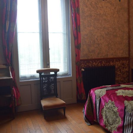 Lit En Loire Bed and Breakfast Saint-Cyr-sur-Loire Exteriör bild